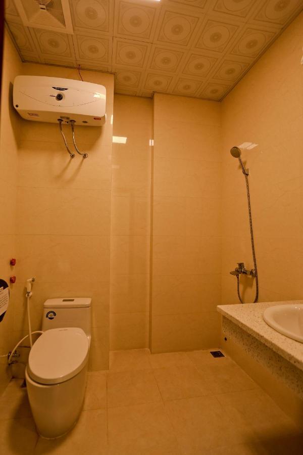 הלונג Manarola Hotel Bai Chay מראה חיצוני תמונה